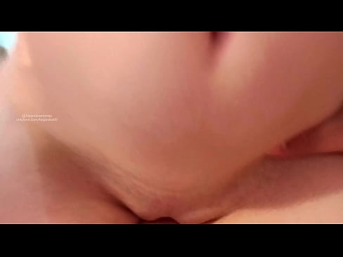 ❤️ Tidur dalam bilik adik saya dan begitulah saya terjaga ❤ Video persetan  pada kami ﹏